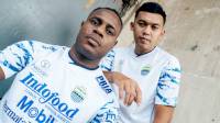 Robert Terkesan Desain Jersey Kedua Persib yang Historis: Tajam, Kuat, dan Beraura Positif